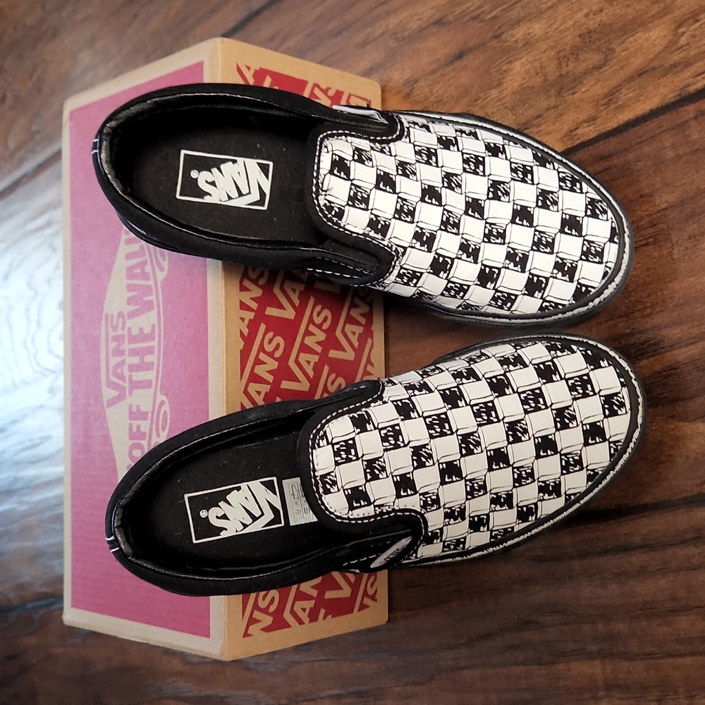 NIB boys Vans